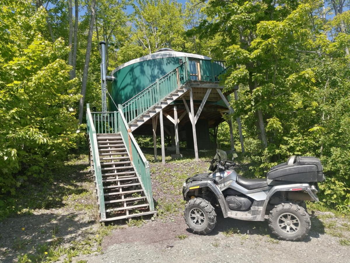 Saint-Honore-de-TemiscouataParc Du Mont-Citadelle别墅 外观 照片