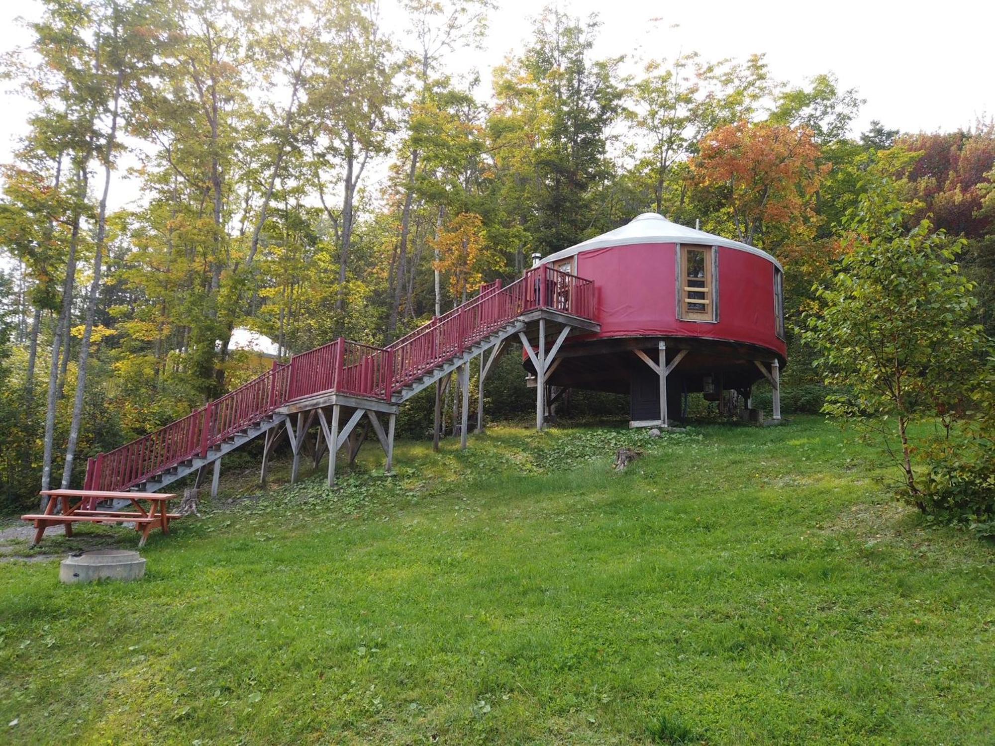 Saint-Honore-de-TemiscouataParc Du Mont-Citadelle别墅 外观 照片