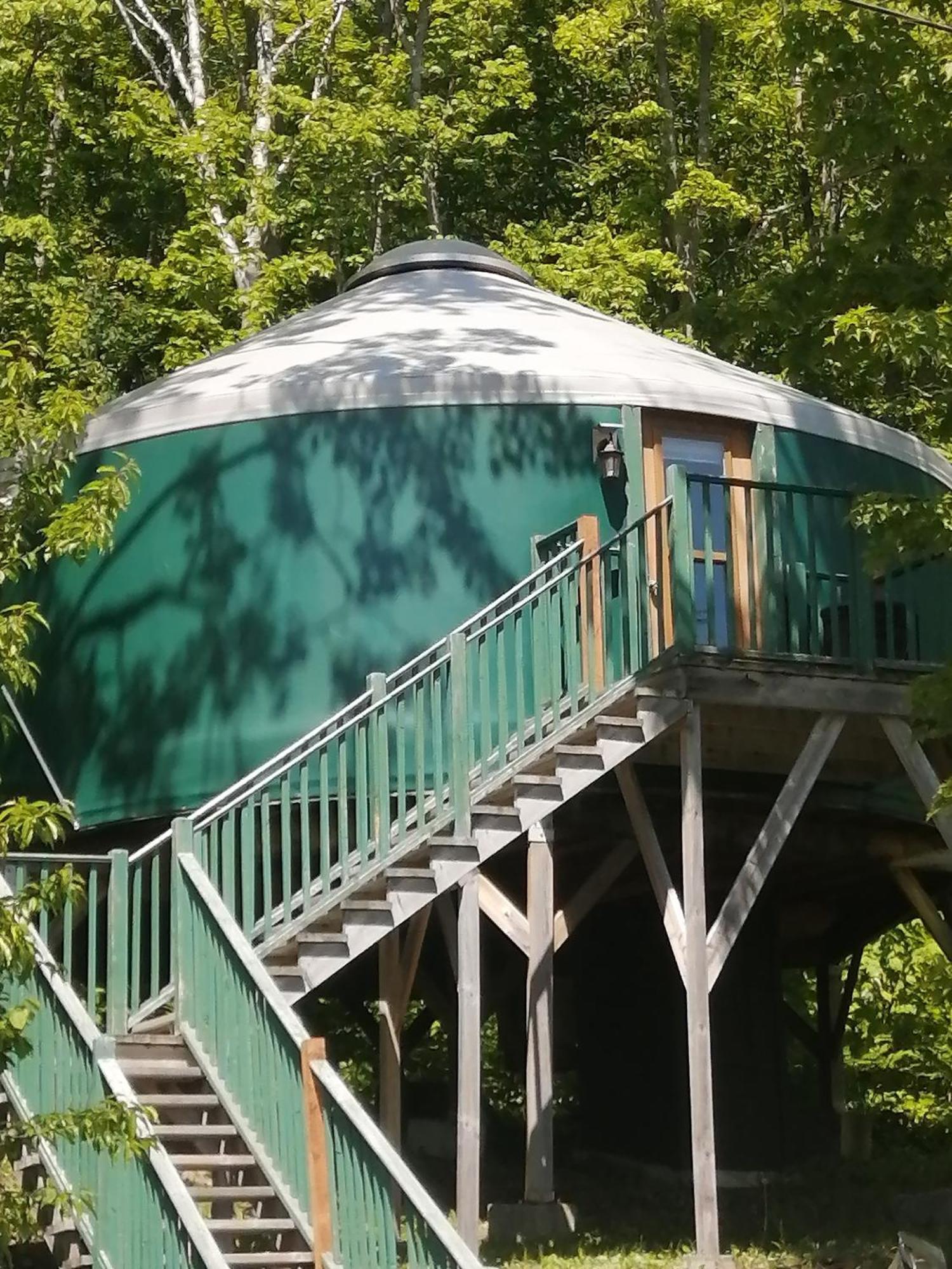 Saint-Honore-de-TemiscouataParc Du Mont-Citadelle别墅 外观 照片